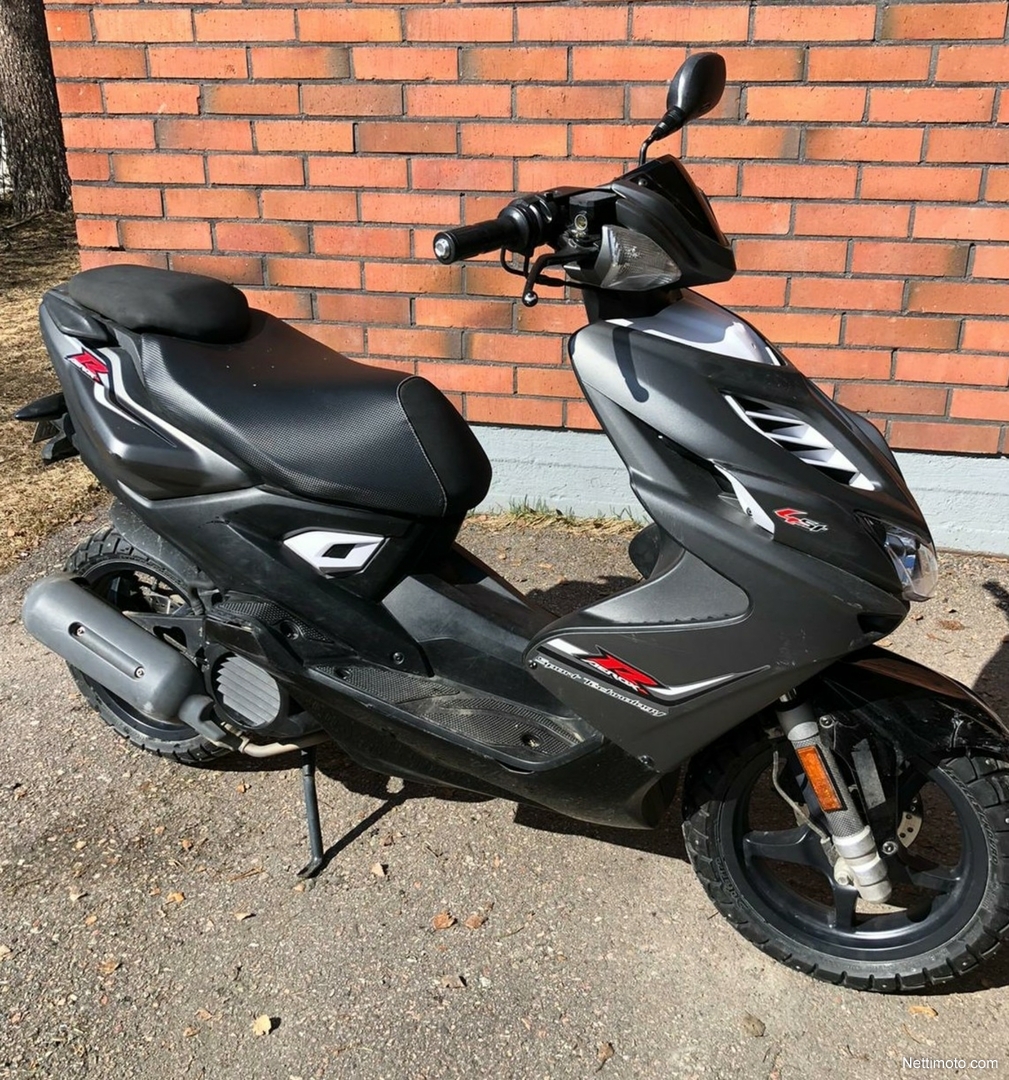 Yamaha Aerox r cm³ Kajaani Skootteri Nettimoto