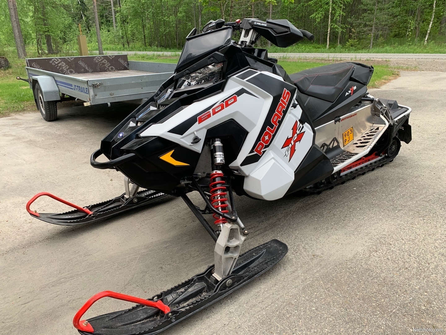 Polaris Axys PRO X 600 Switchback 137 es 600 cm³ 2015 Kontiolahti