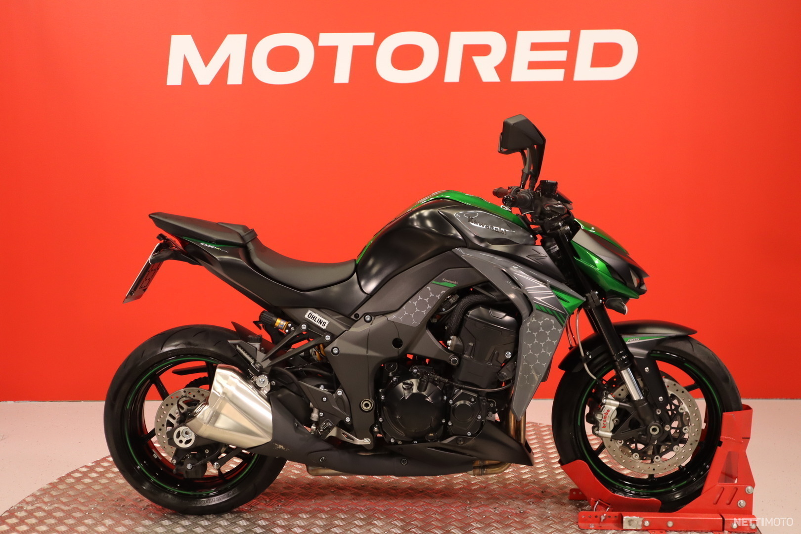 Kawasaki Z 1000 R Ilmainen kotiintoimitus Brembo Öhlins Huoltokirja