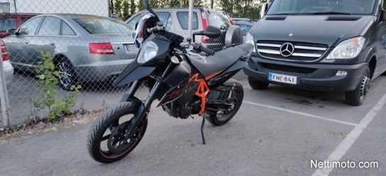 KTM 690