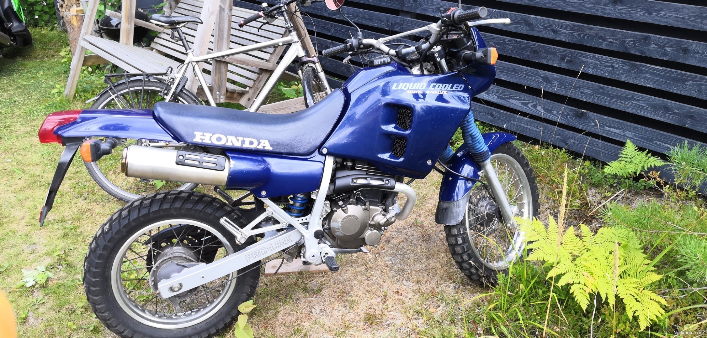 Honda nx250 dominator