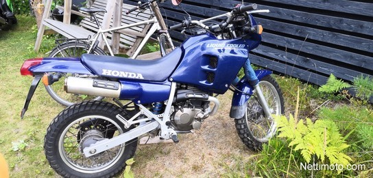 Honda nx250 dominator