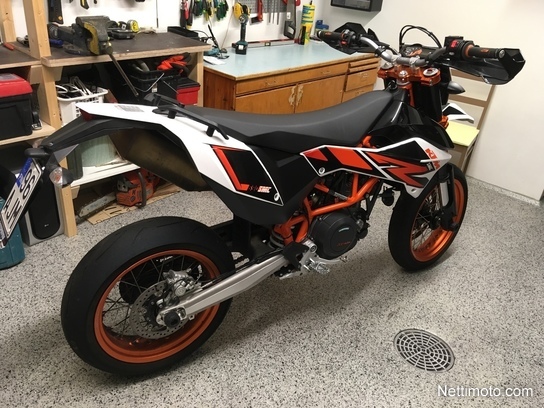 KTM 690