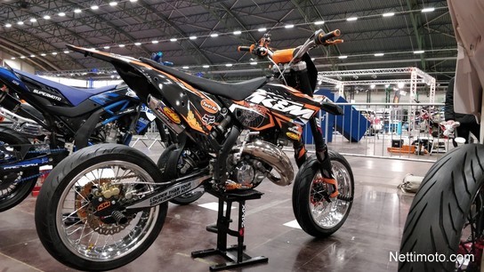 KTM 125