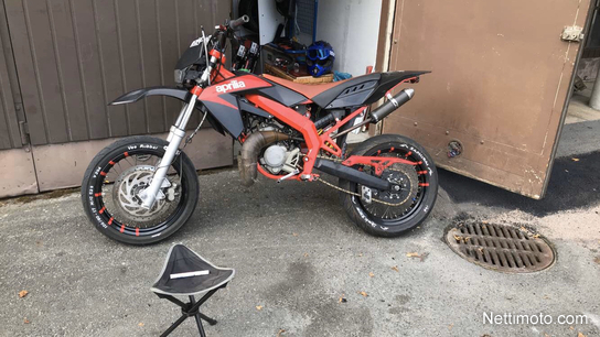 Aprilia SX