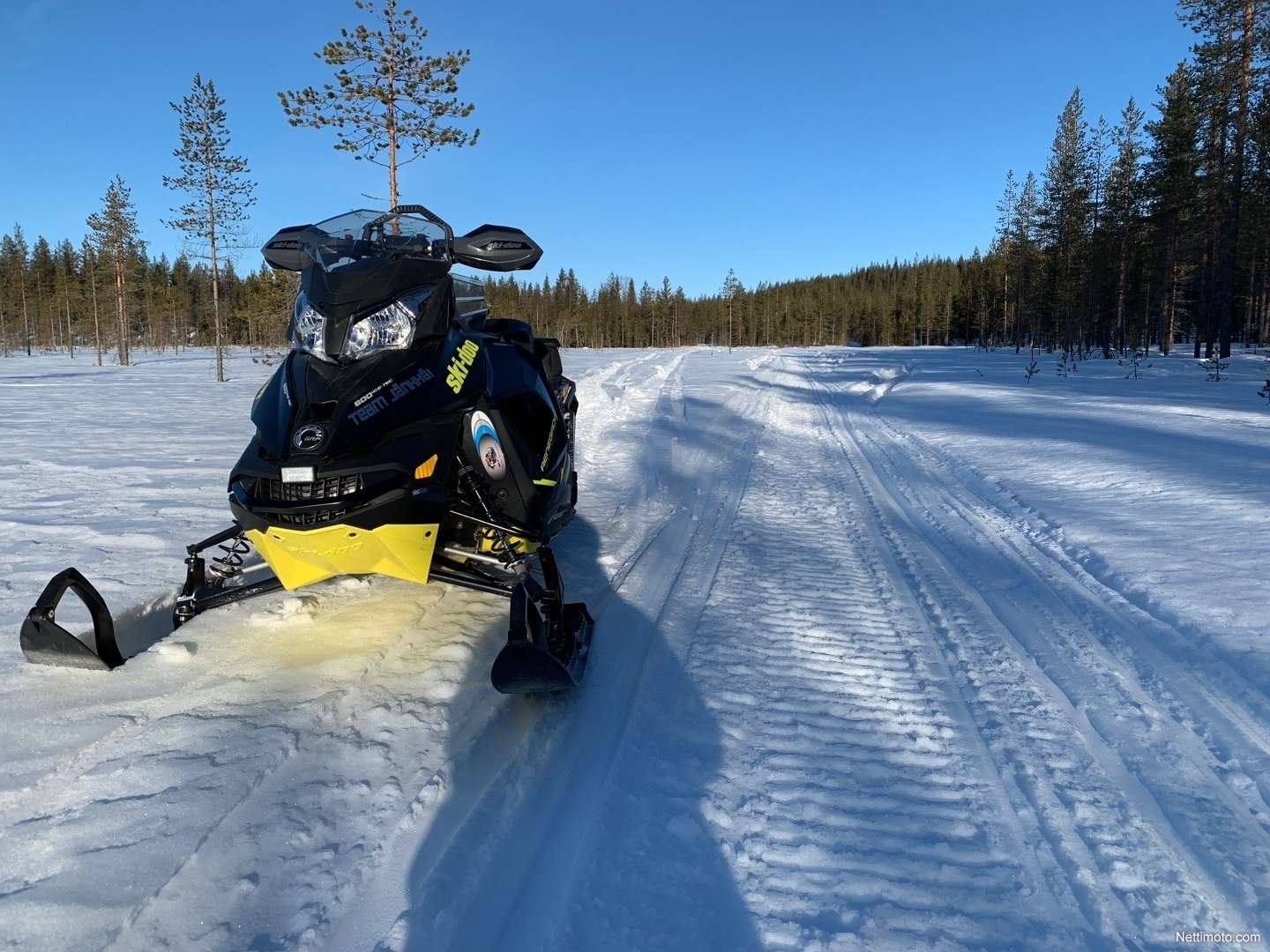 Ski-Doo Renegade Backcountry X 600 E-TEC 600 cm³ 2014 - Mustasaari ...