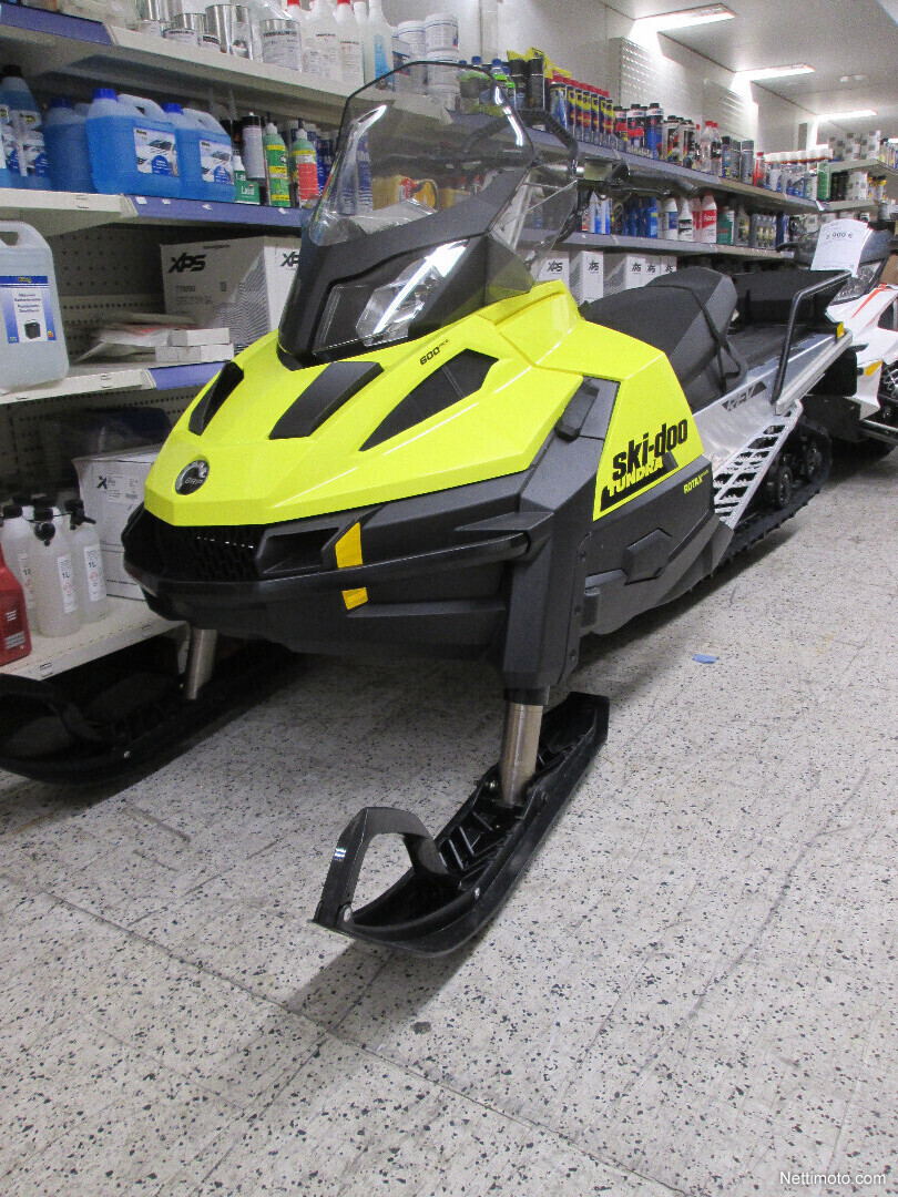 Асе 600. Ski Doo Tundra 600. Ski-Doo Tundra 600ace. BRP Tundra 600 Ace. Ski-Doo Tundra 2020.