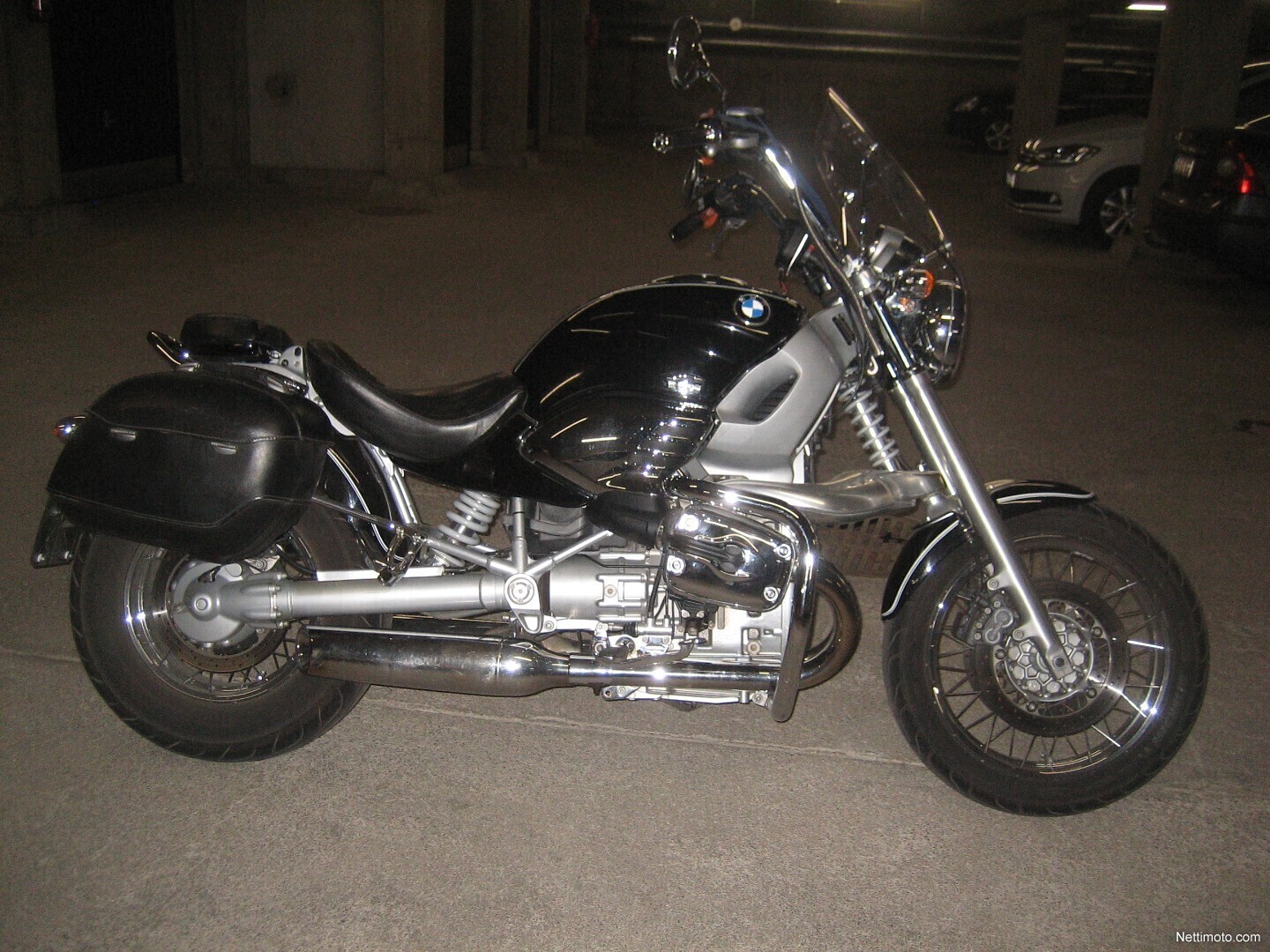 bmw 1200 james bond