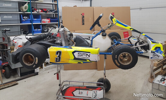 Road To Karting Loyda Sisainen Formulakuskisi Ja Voita Kilpa Auto Ajamalla Kilpaa Tekniikan Maailma
