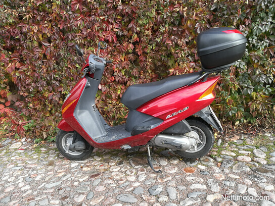 Honda scv 100