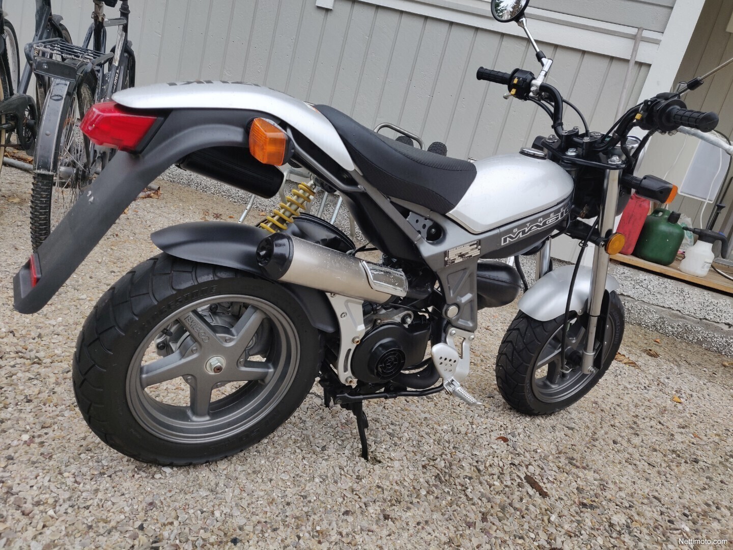 Suzuki street magic 50