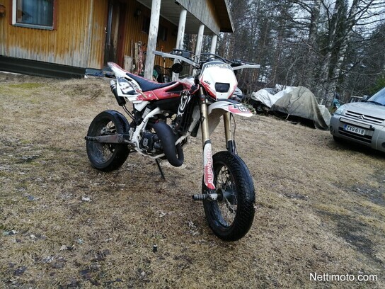 Husqvarna SM