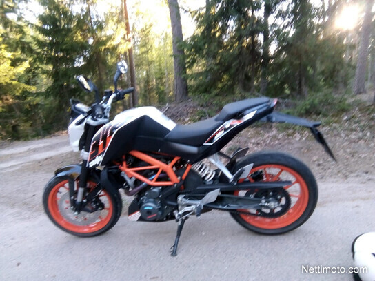 KTM 390