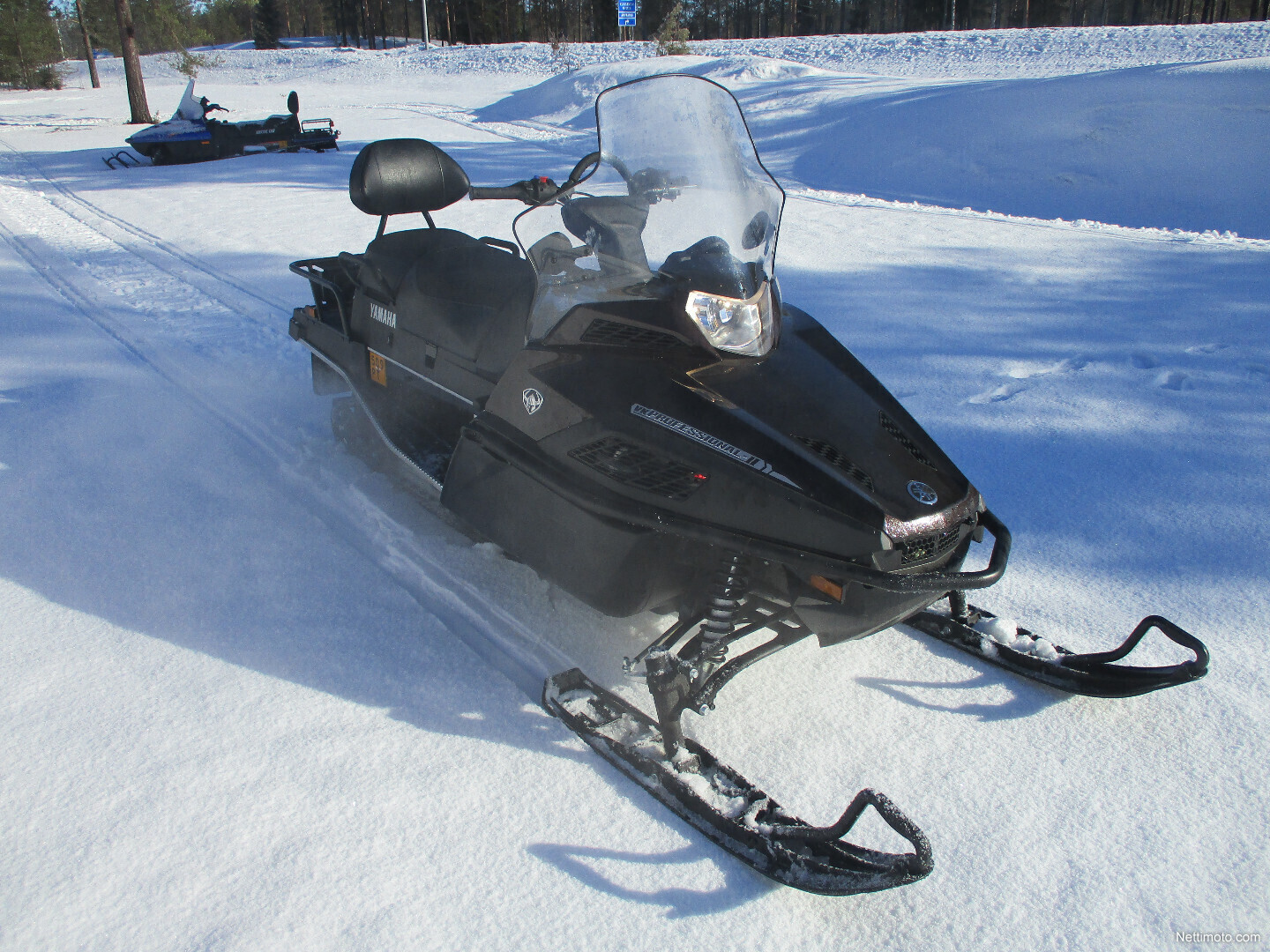 yamaha-vk-professional-ii-1-000-cm-2016-kuusamo-moottorikelkka