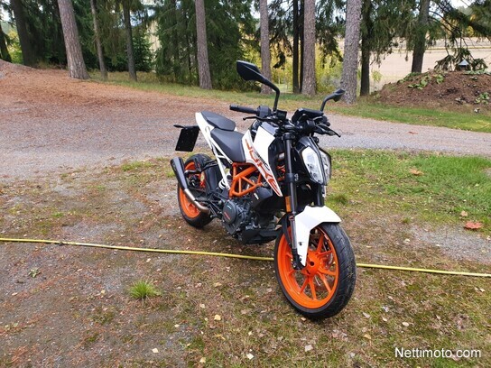 KTM 390