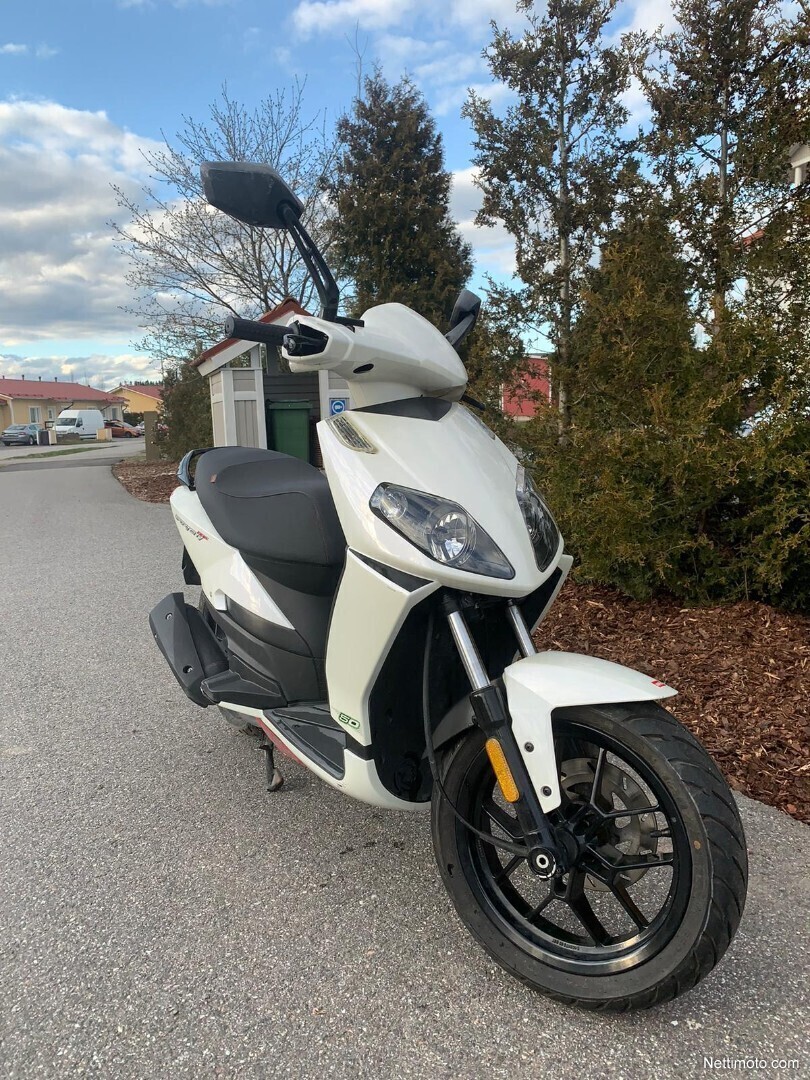 Aprilia Sportcity One 50 4T 50 Cm³ 2012 - Järvenpää - Skootteri - Nettimoto