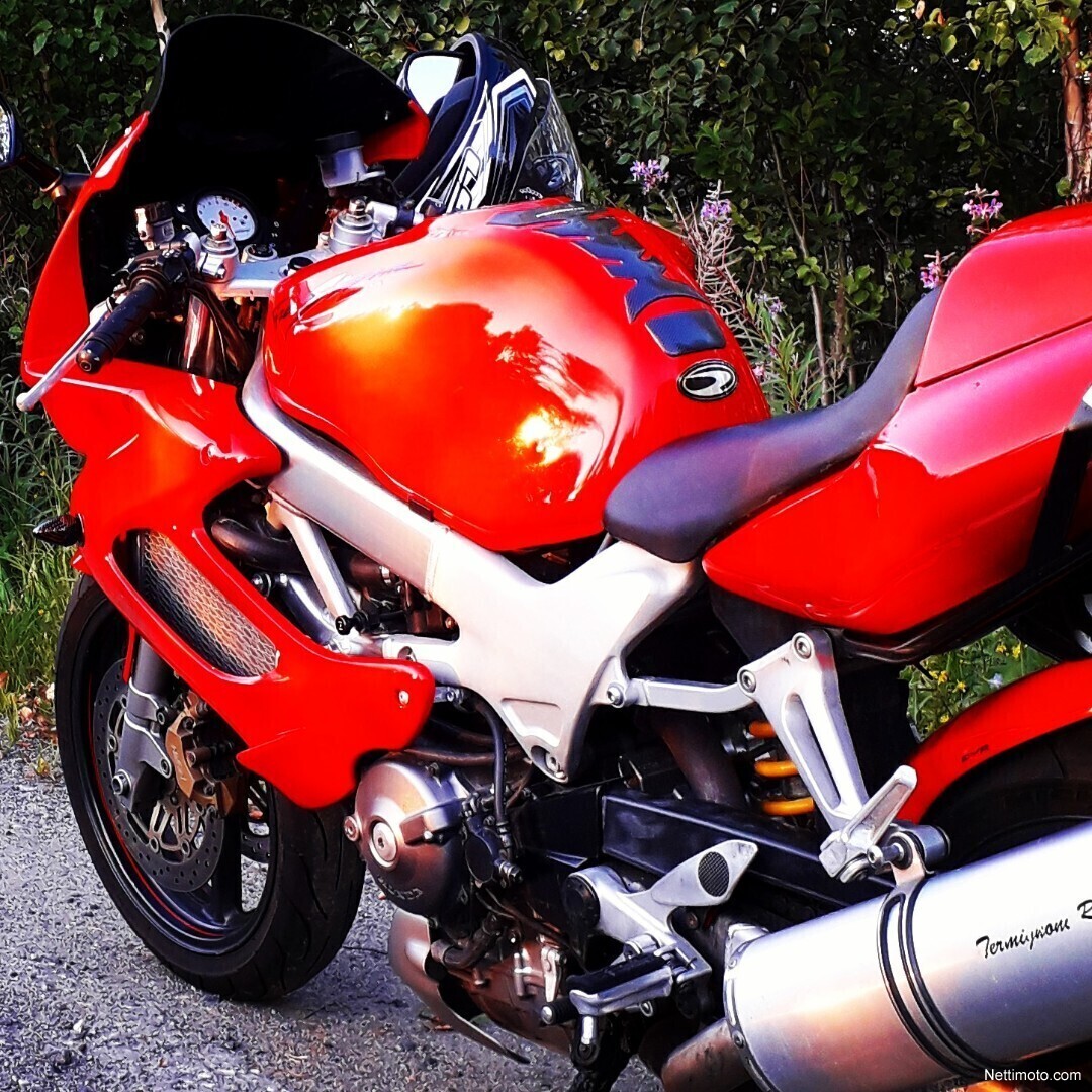 Honda vtr 1000 характеристики