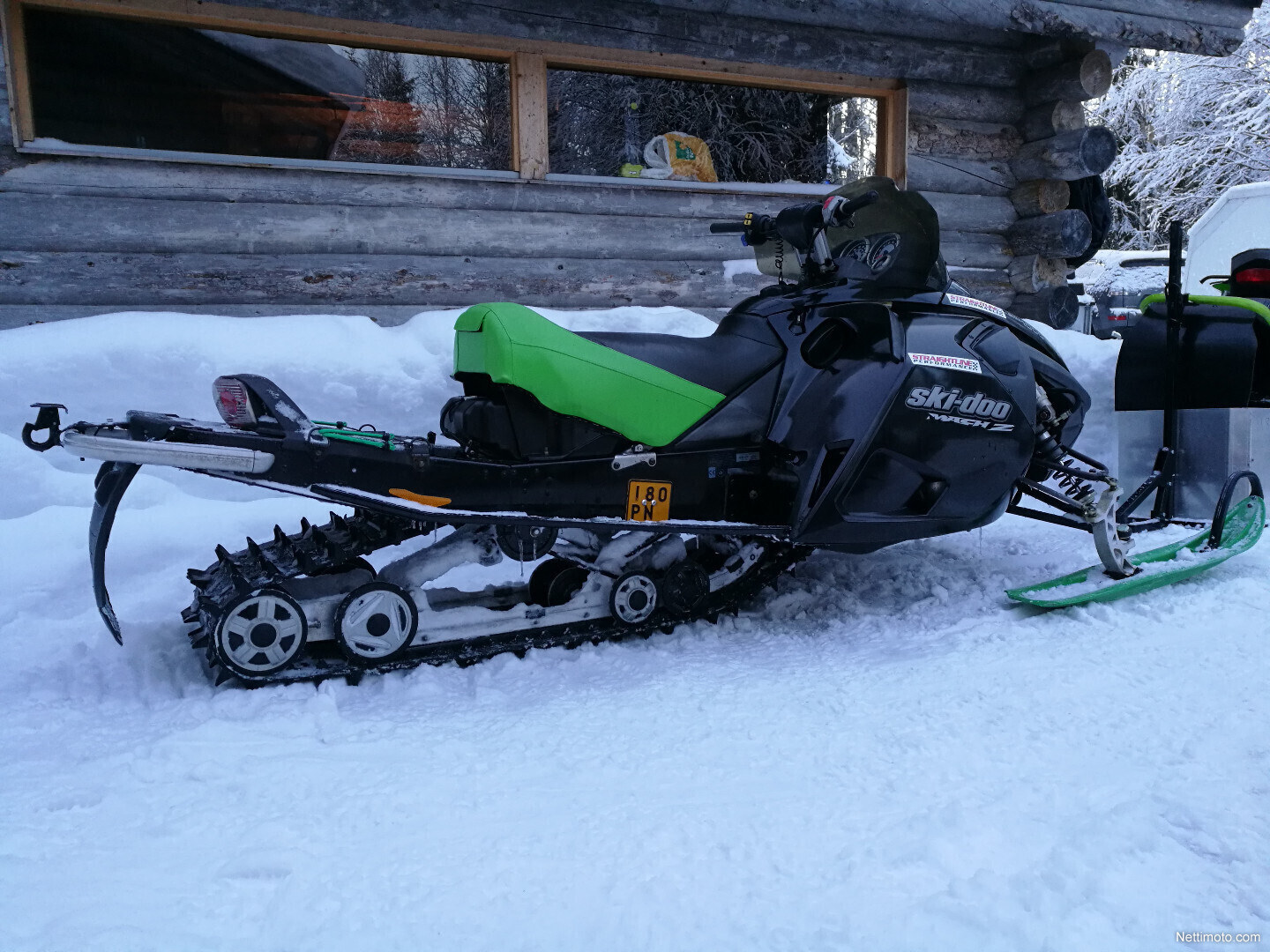 Ski Doo Mach Z 1000 SDI 136 1 000 Cm 2005 Hollola Moottorikelkka ski-doo-mach-z-1000-sdi-136-1-000-cm-2005-hollola-moottorikelkka