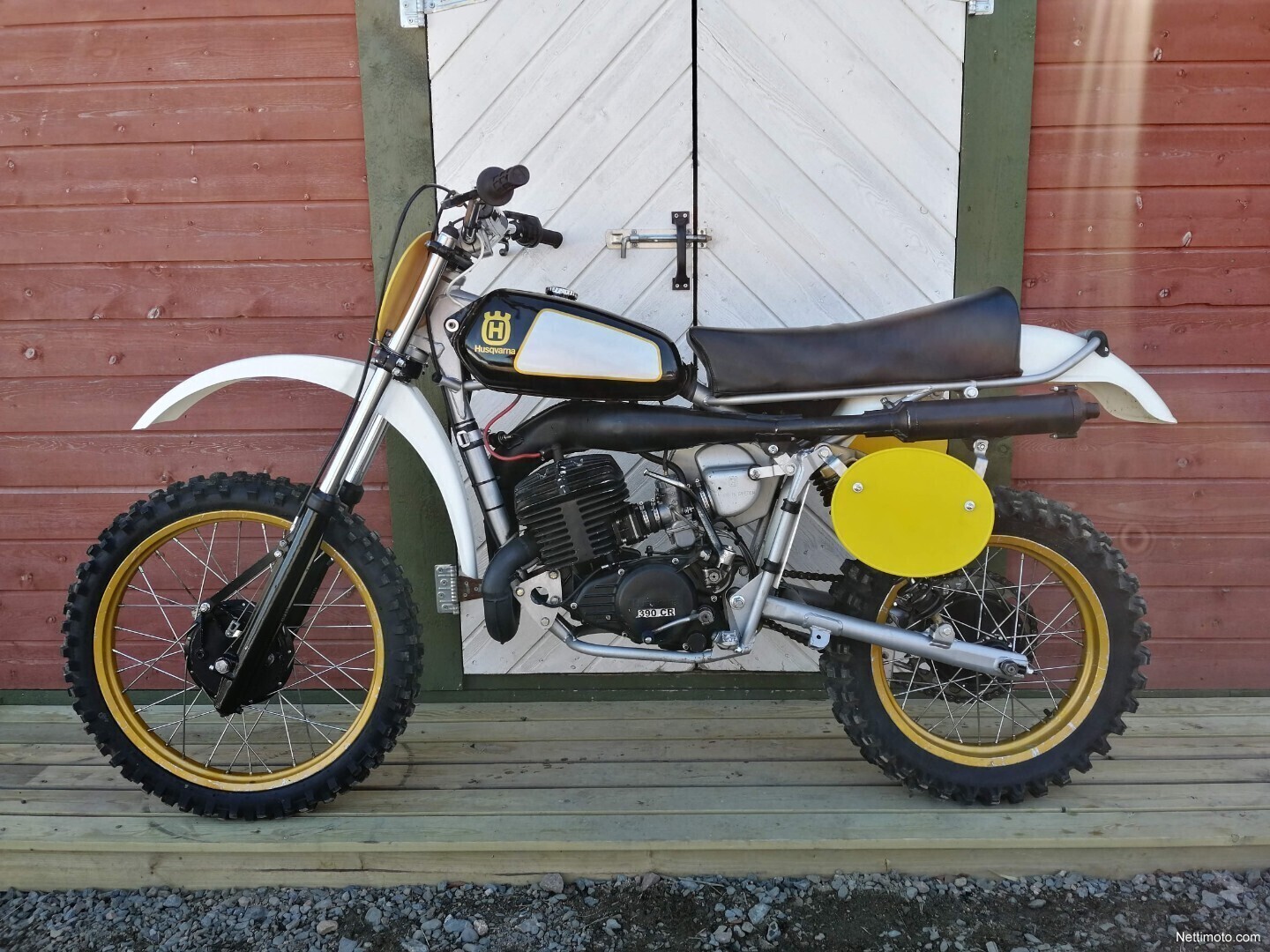 husqvarna 400cc
