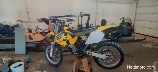 Suzuki RM