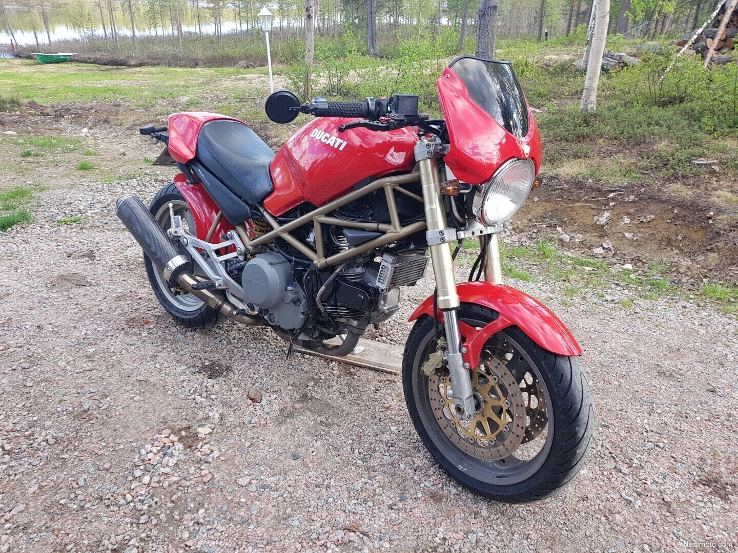 1999 ducati monster 750