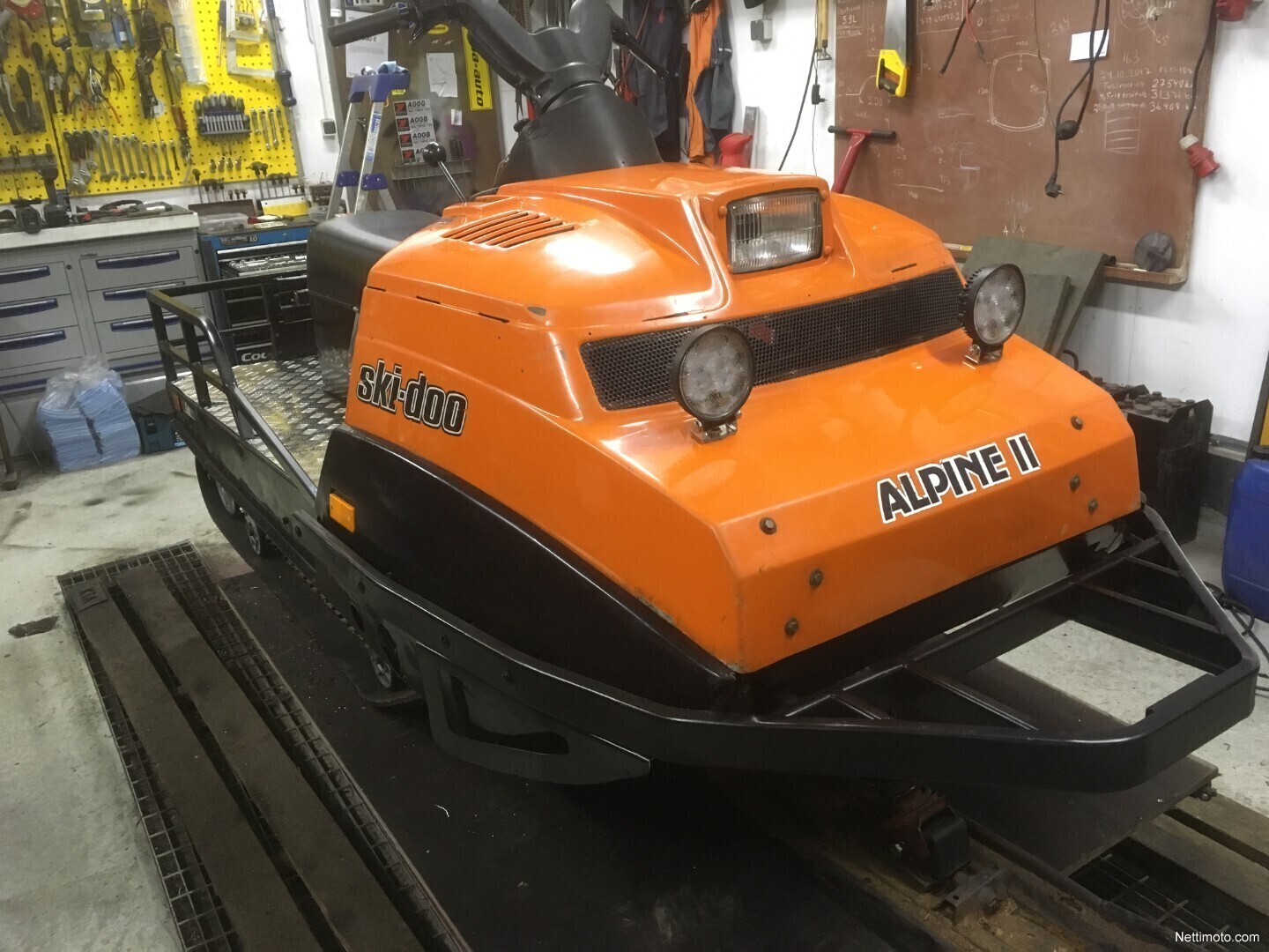 SkiDoo Alpine Alpine II 500 cm³ 1989 Jyväskylä Moottorikelkka
