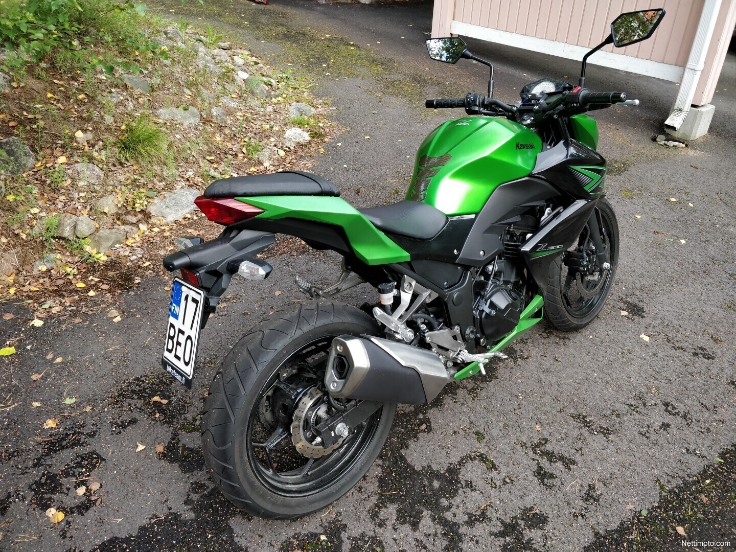 kawasaki-z-300-300-cm-2015-lohja-moottoripy-r-nettimoto