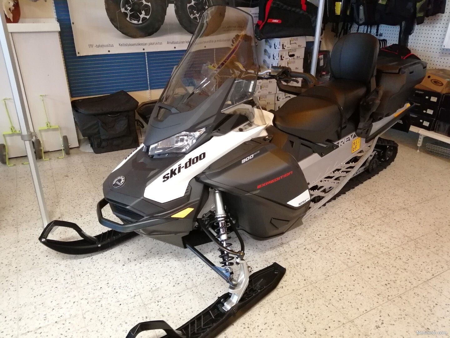 SkiDoo Expedition SPORT 900 ACE 900 cm³ 2020 Muonio Moottorikelkka Nettimoto SkiDoo Expedition SPORT 900 ACE 900 cm³ 2020 Muonio Moottorikelkka Nettimoto