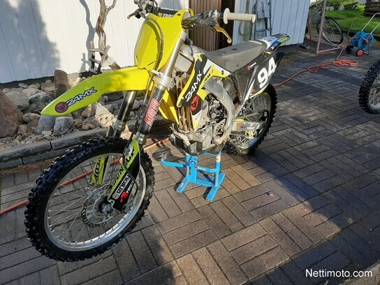 Suzuki RM-Z