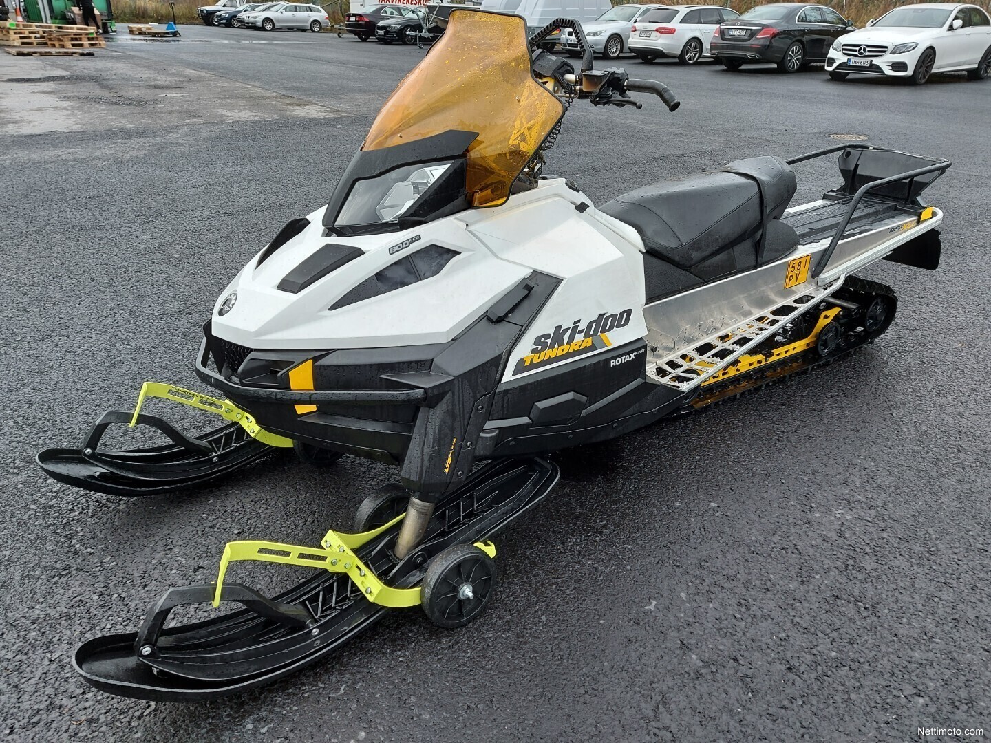 SkiDoo Tundra LT 600 ACE Pieniruokainen 4tahti kelkka. 600 cm³ 2015 Oulu Moottorikelkka SkiDoo Tundra LT 600 ACE Pieniruokainen 4tahti kelkka. 600 cm³ 2015 Oulu Moottorikelkka