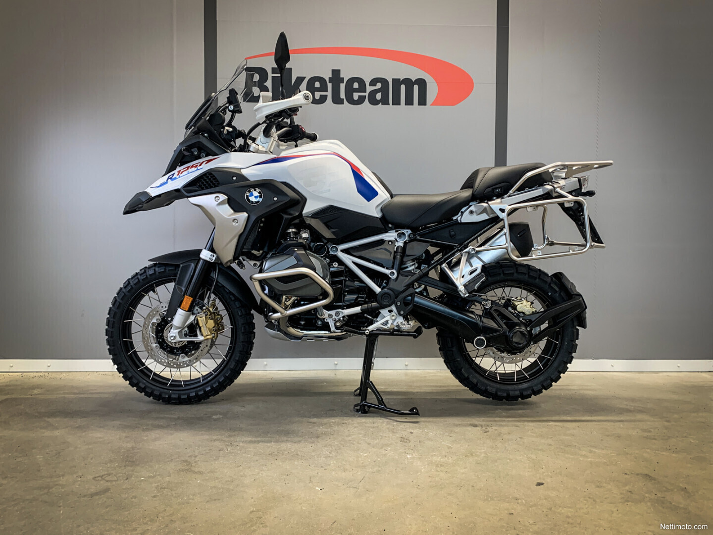 bmw-r-1250-gs-rallye-malli-enduro-paketilla-suomi-edition-etu-2130-1-300-cm-2021-pirkkala