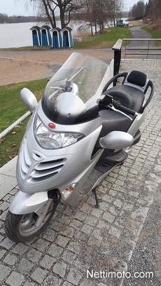 Kymco Grand Dink