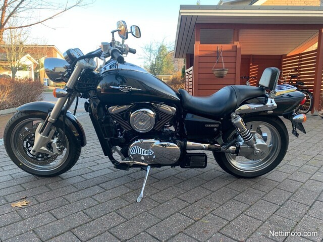 Suzuki vz 1600