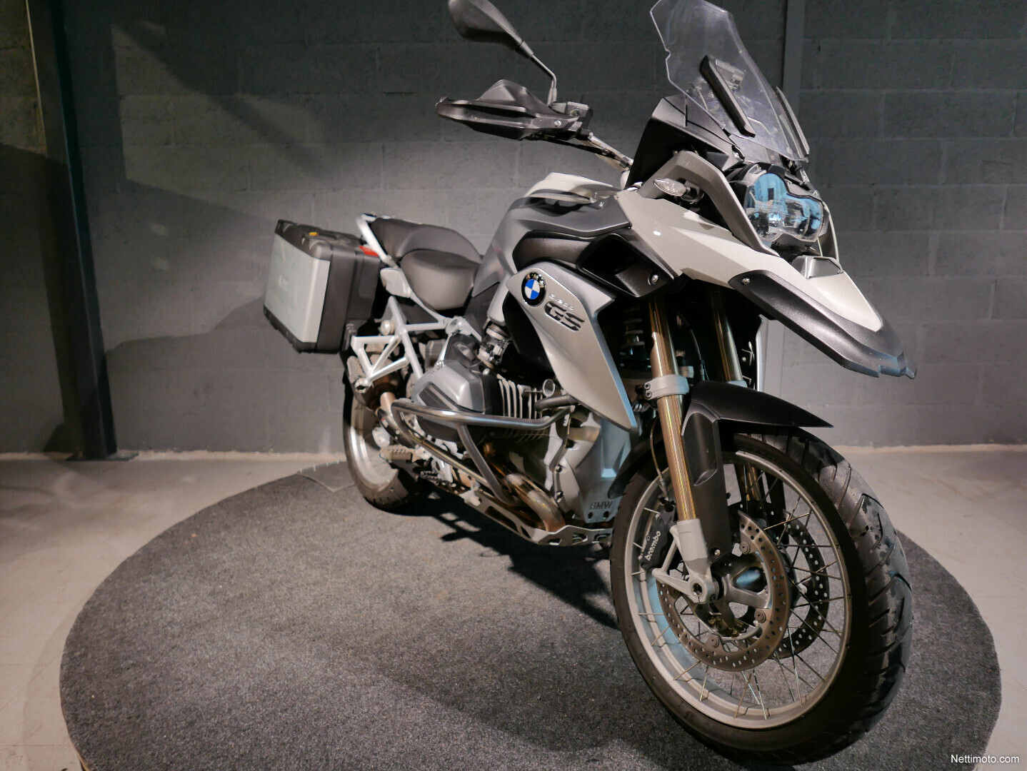 Bmw gs 200