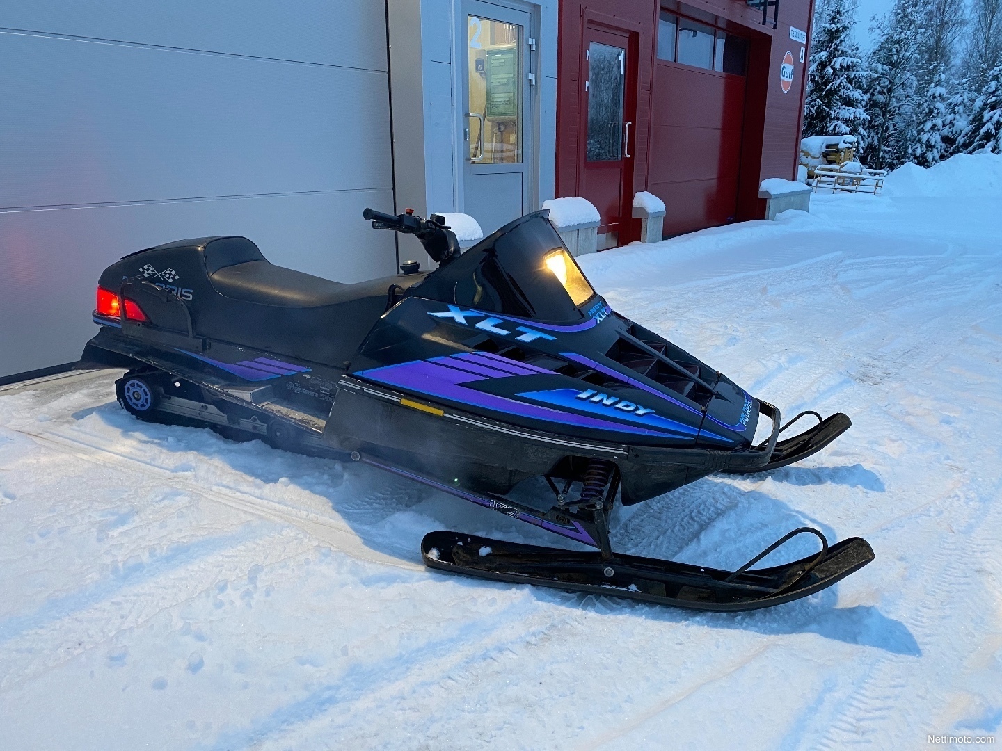 Polaris XLT SKS Indy 600 cm³ 1994 - Kuopio - Snow Mobile - Nettimoto