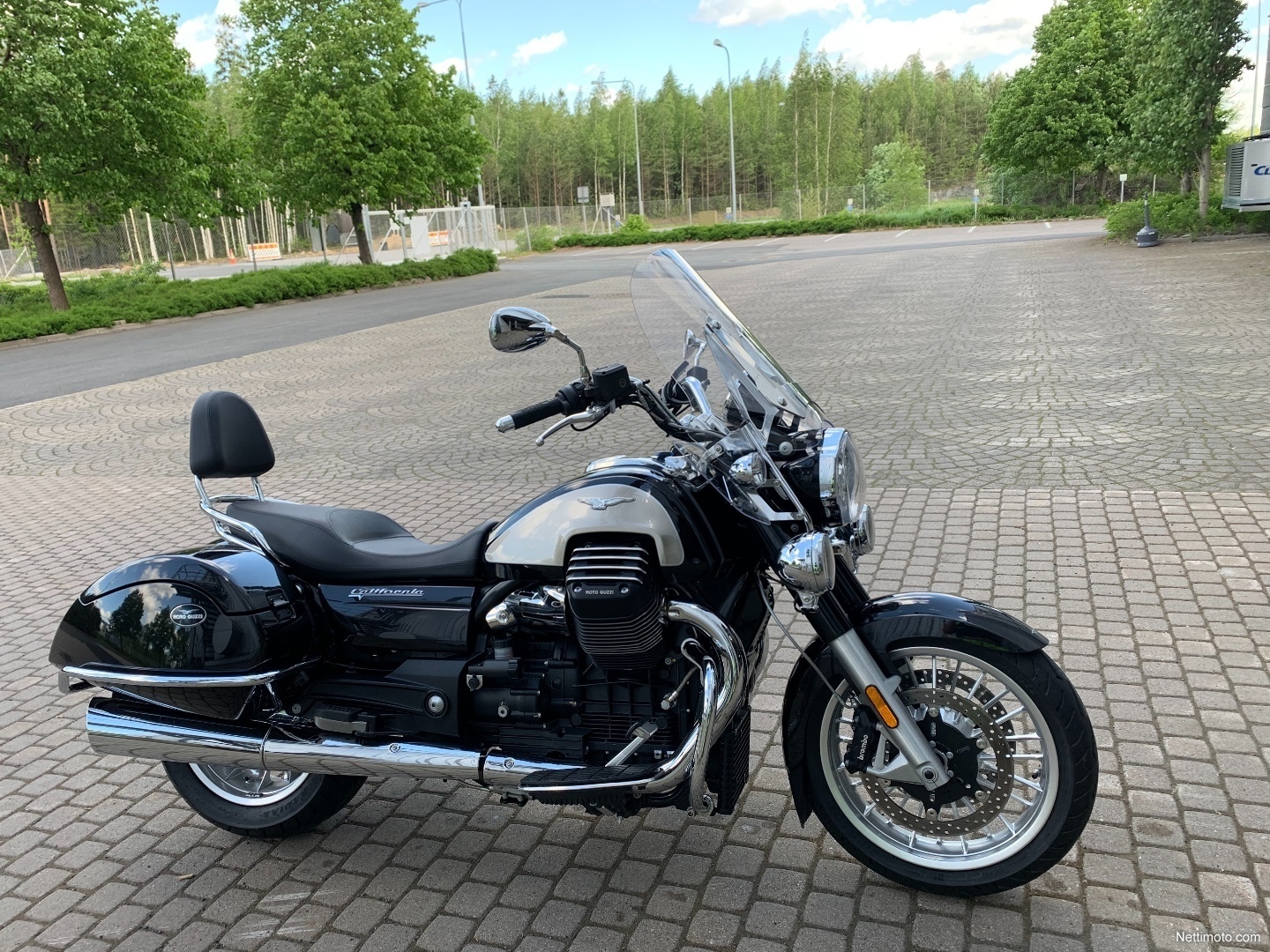 moto guzzi california 2020