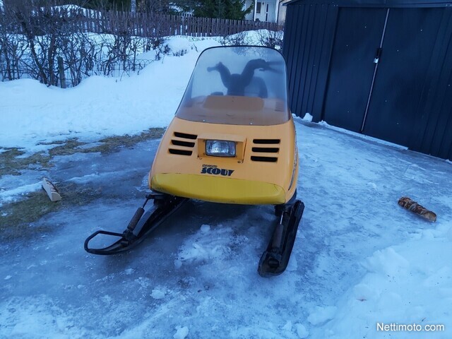 1990 ski doo safari 377