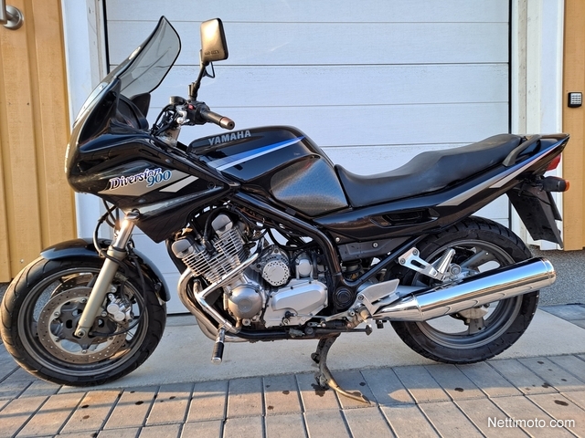 Yamaha XJ