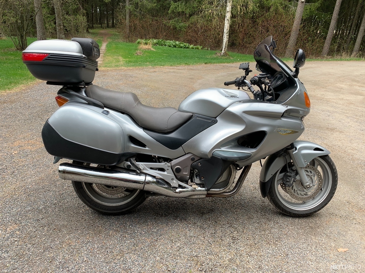 Honda nt 650v deauville