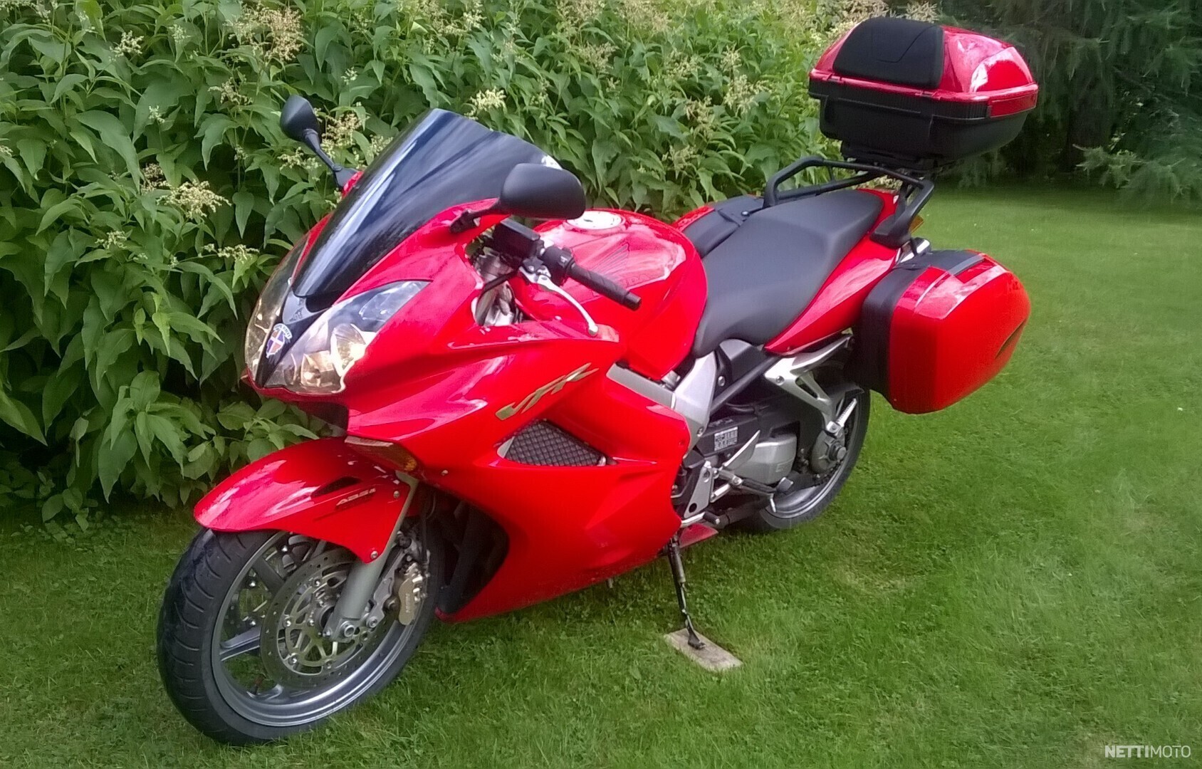 Honda vfr 800 2006