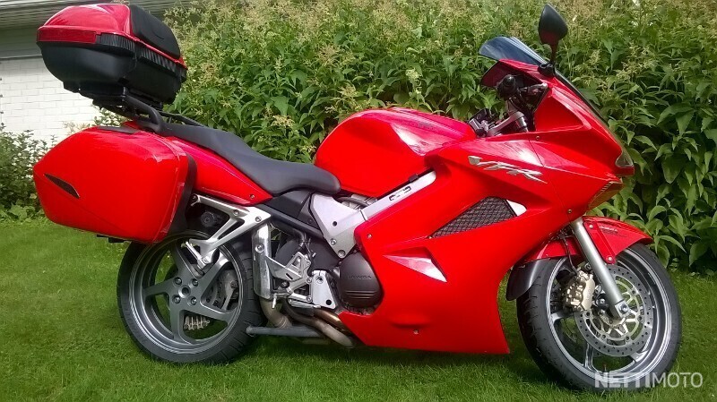 Honda vfr 800 2006