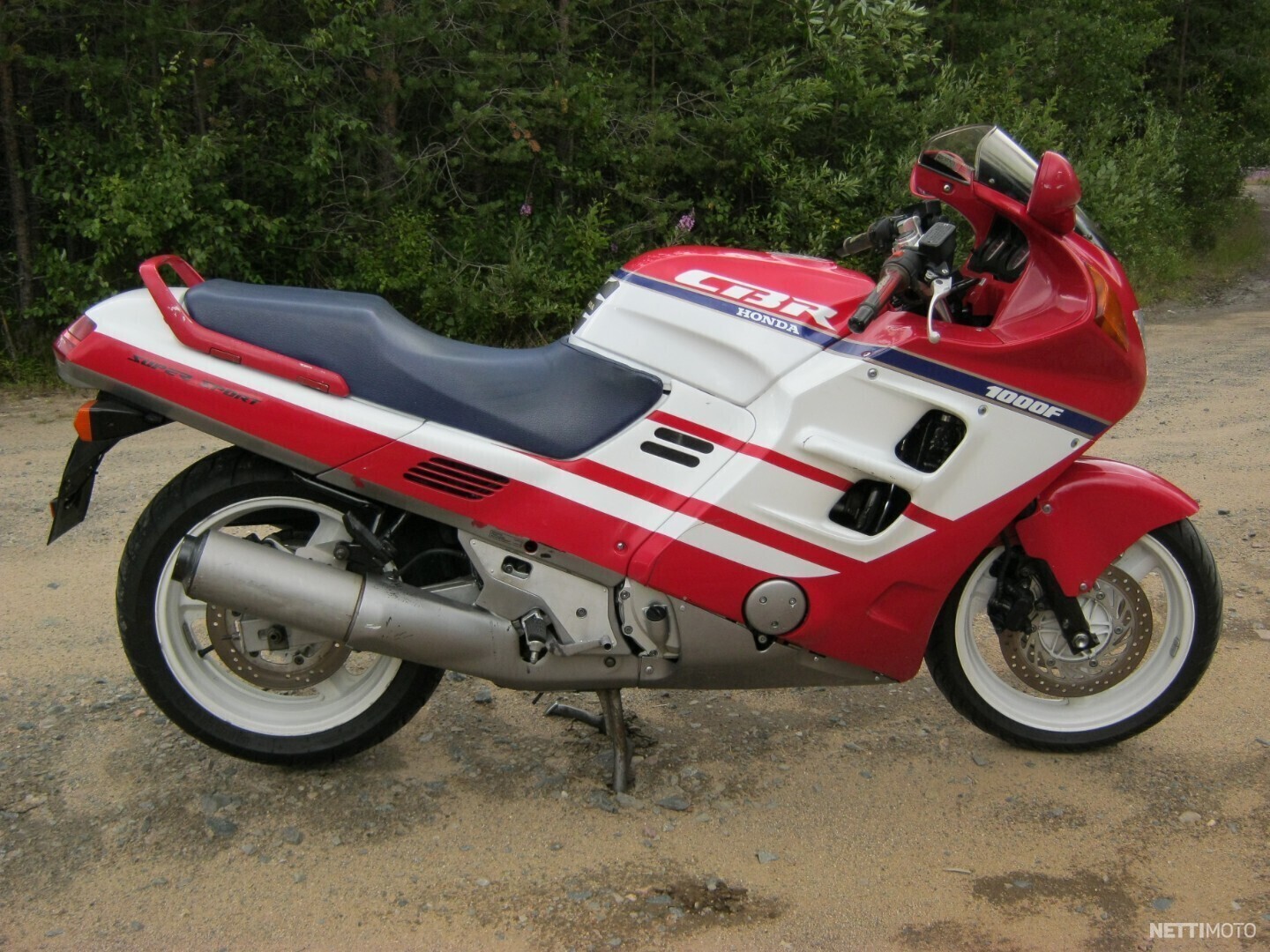 Honda cbr 1000 f