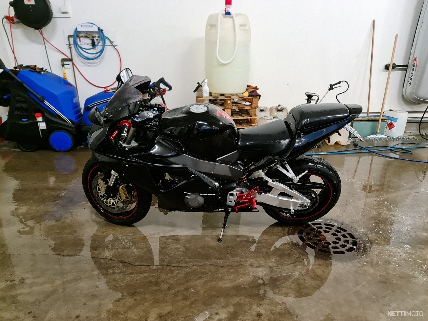 honda cbr 950