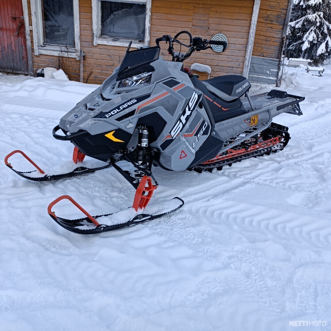 Polaris SKS 850cc 155