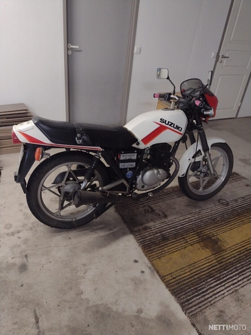 suzuki gs 125 ikman lk