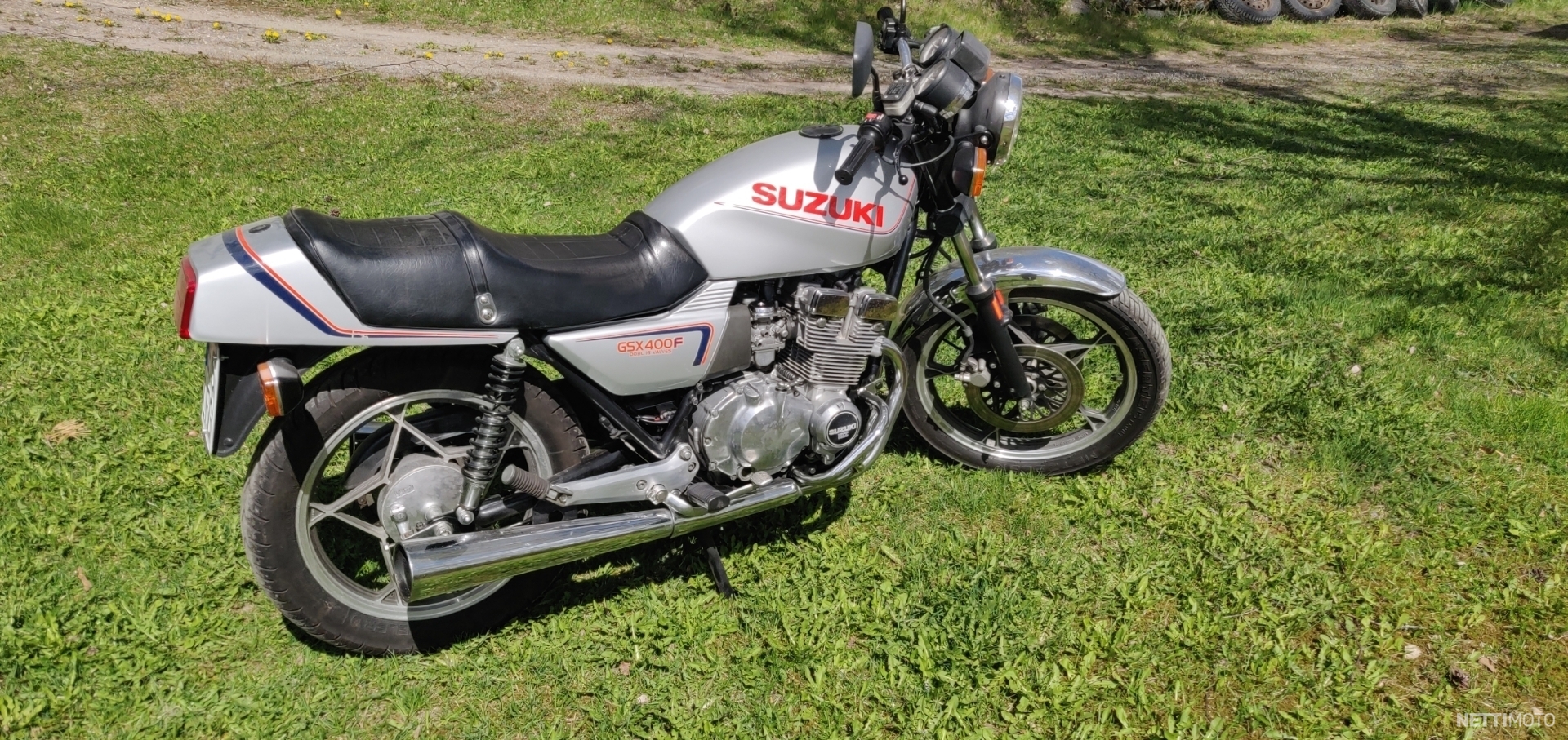 Suzuki gsx 400f katana