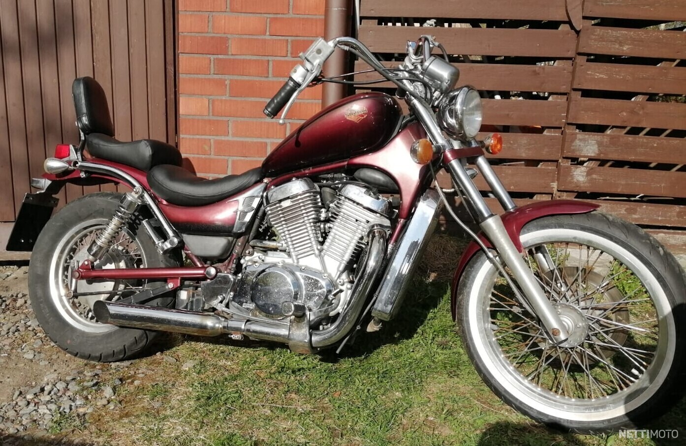 Suzuki Intruder 700 cm³ 1986 - Pieksämäki - Motorcycle - Nettimoto