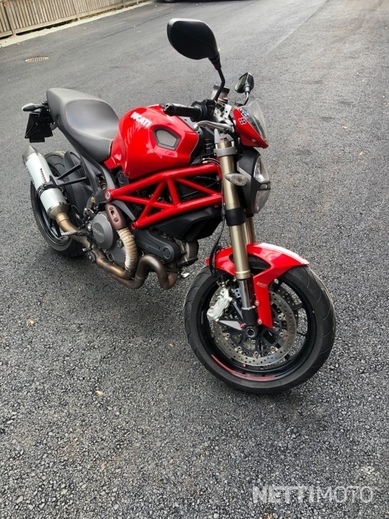 ducati monster 2022 evo