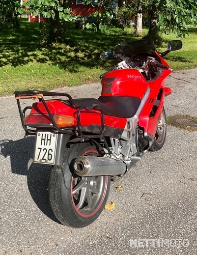 Honda VFR 750 F Vfr 750F-Rc36 750 cm³ 1992 - Helsinki - Moottoripyörä -  Nettimoto