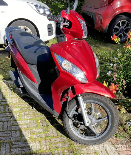 Honda Nsc Nsc Vision Cm Tampere Scooter Nettimoto